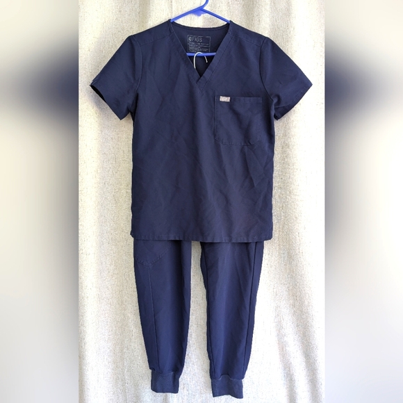 Figs Scrub Catarine One Pocket Top Zamora Jogger Pants Navy Size Small - Picture 1 of 14